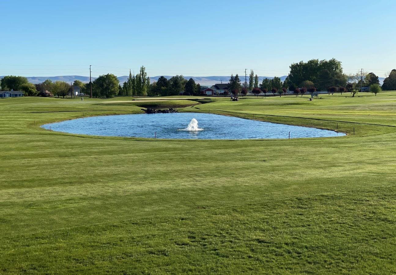 Colockum Ridge Golf Course RV Park and Restaurant - Image 4