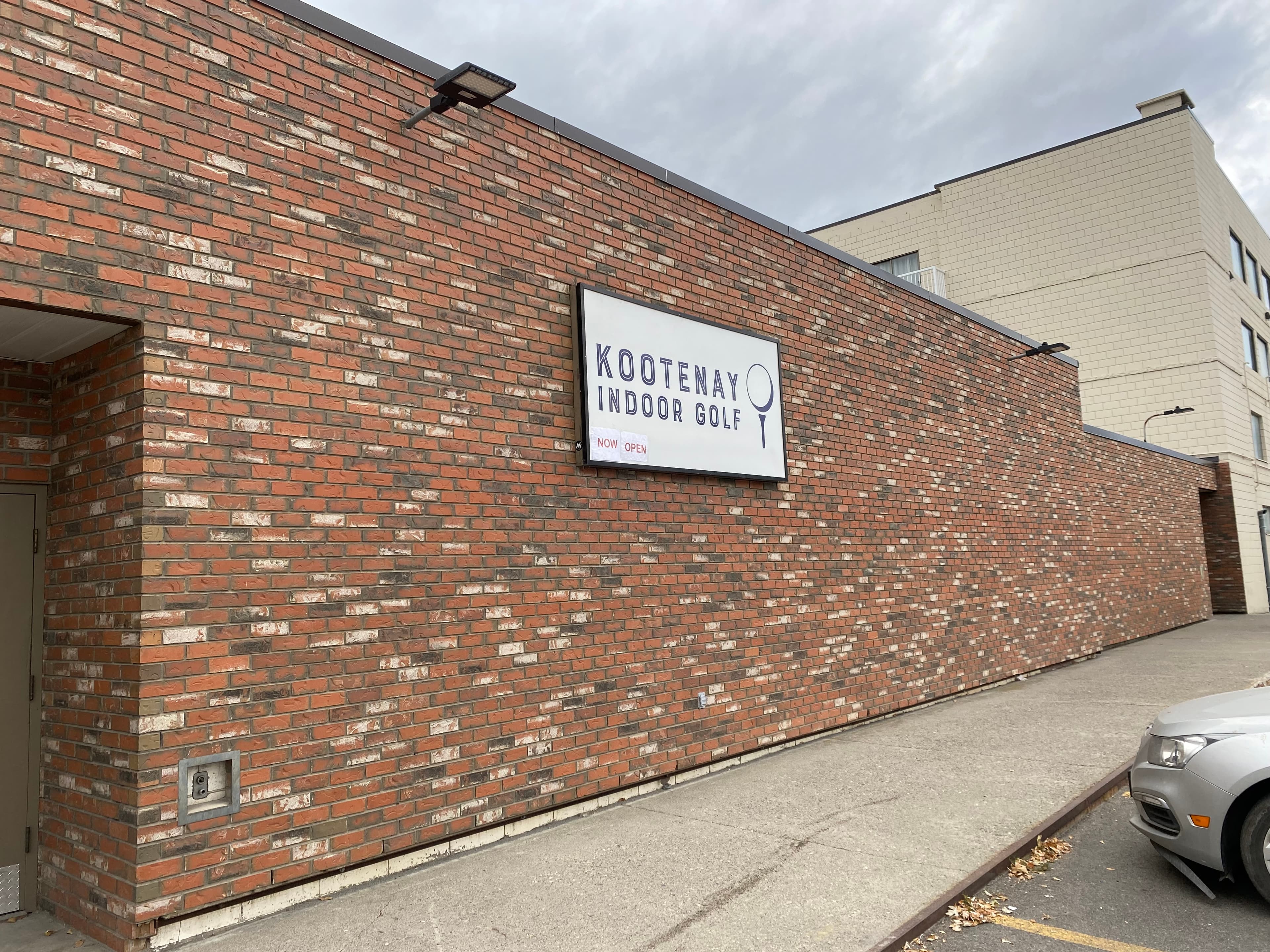 Kootenay Indoor Golf - Image 3
