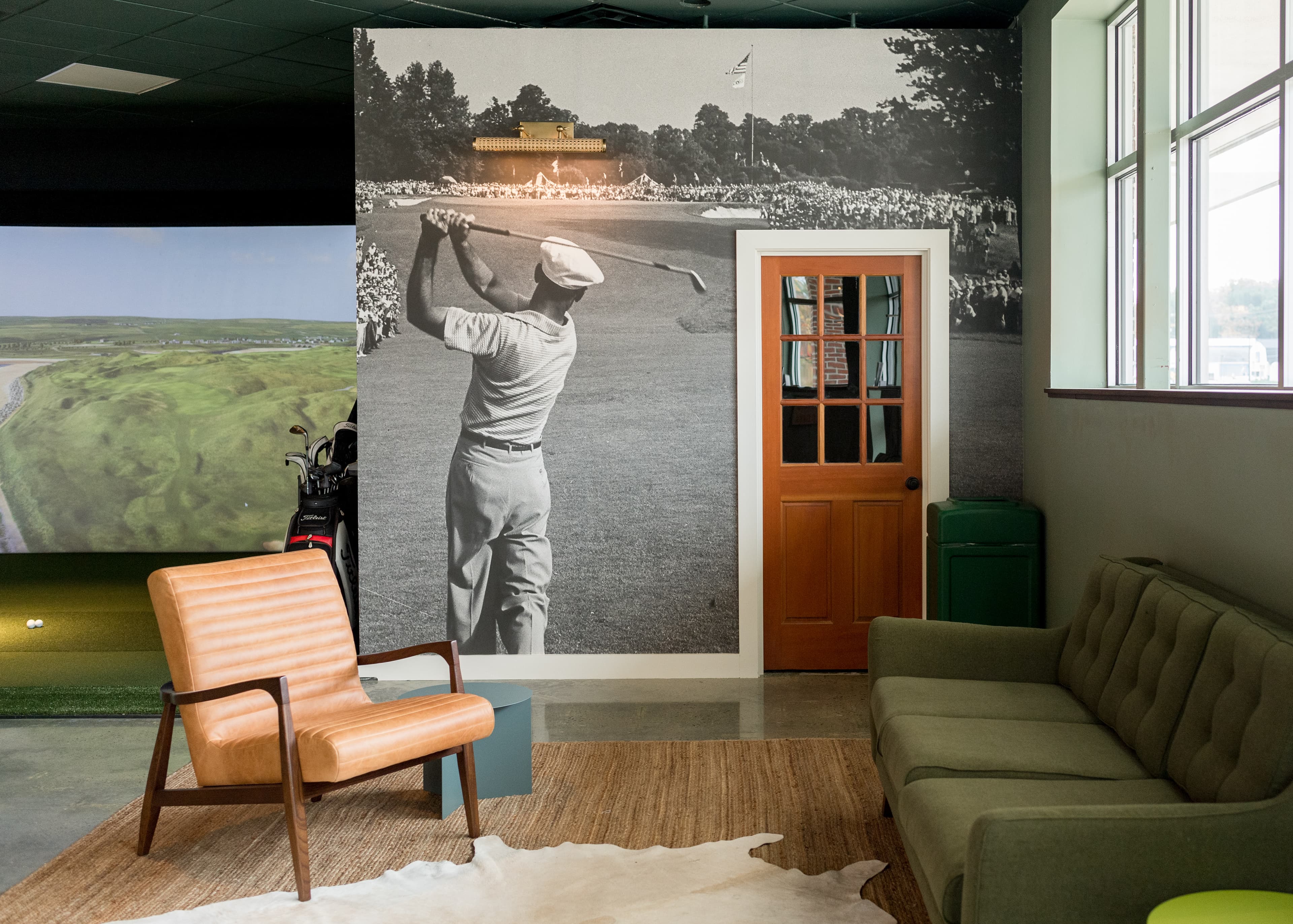 Coach Club - Image 3