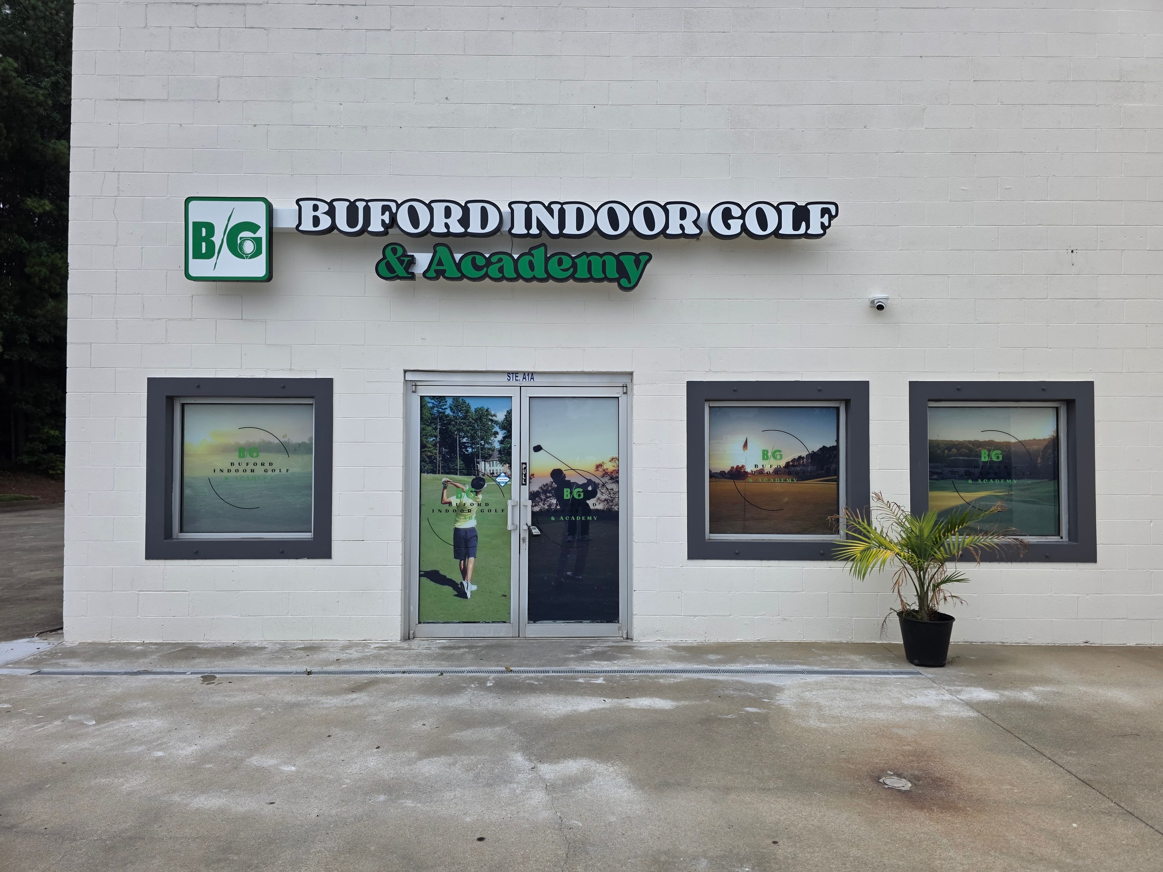 Buford Indoor Golf - Image 1